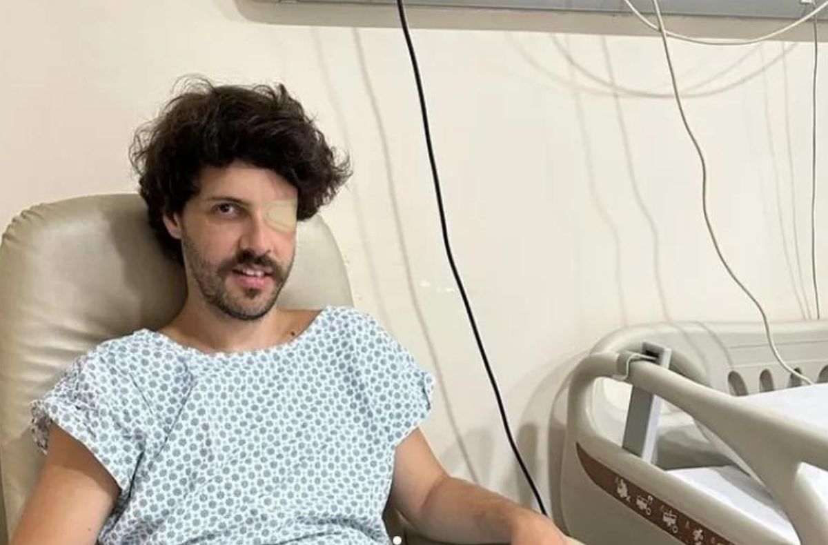 FLAMENGUISTA DIOGO DEFANTE FAZ CIRURGIA PARA REPARAR O OLHO E FALA: ''FIM DE UMA ERA''